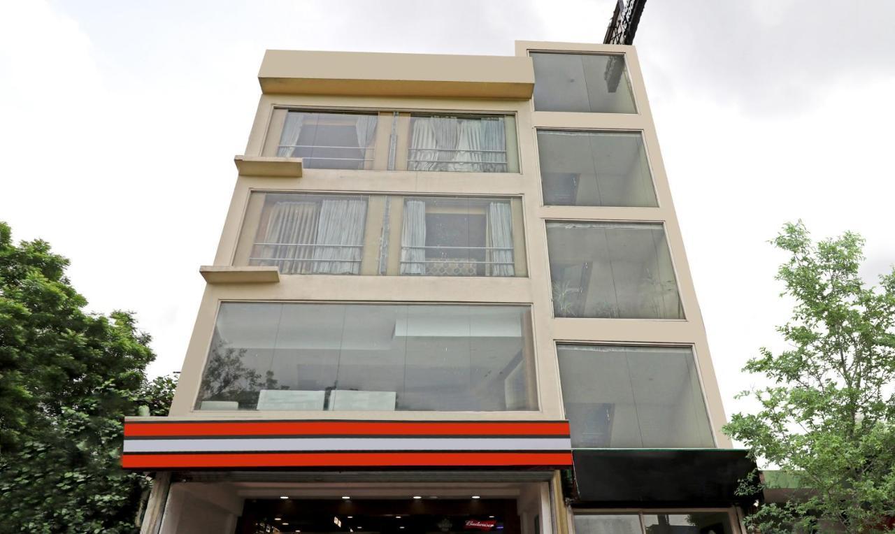 Treebo Galaxy Rooms New Delhi Exteriör bild