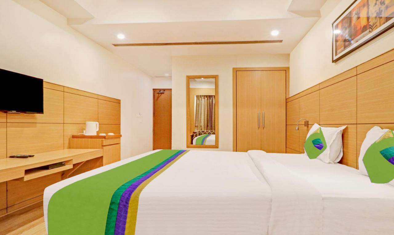 Treebo Galaxy Rooms New Delhi Exteriör bild
