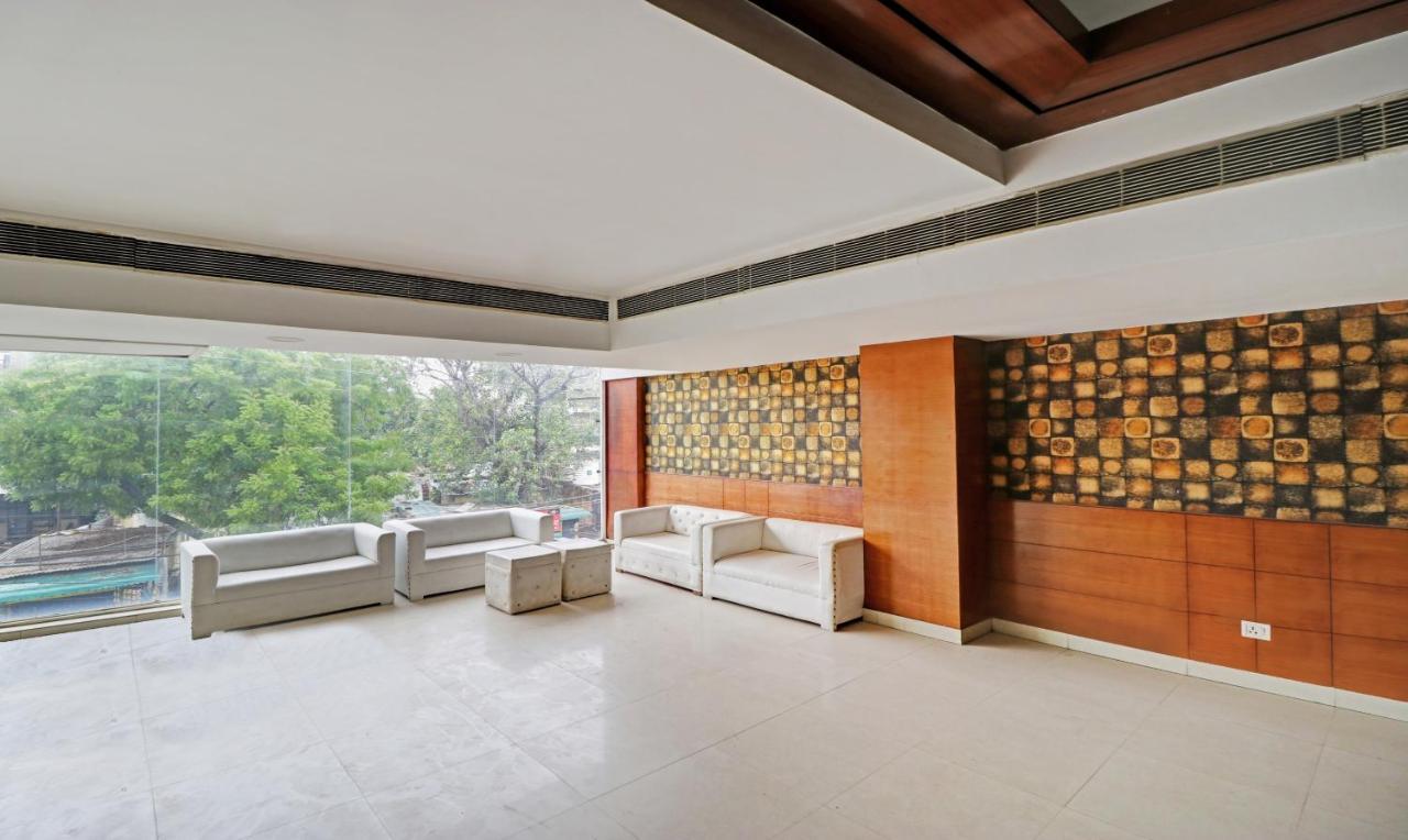 Treebo Galaxy Rooms New Delhi Exteriör bild