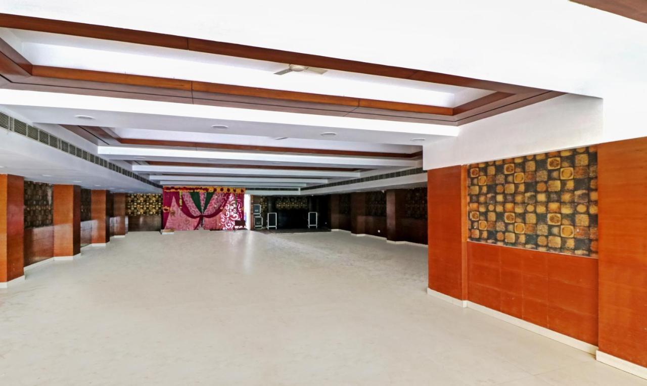 Treebo Galaxy Rooms New Delhi Exteriör bild