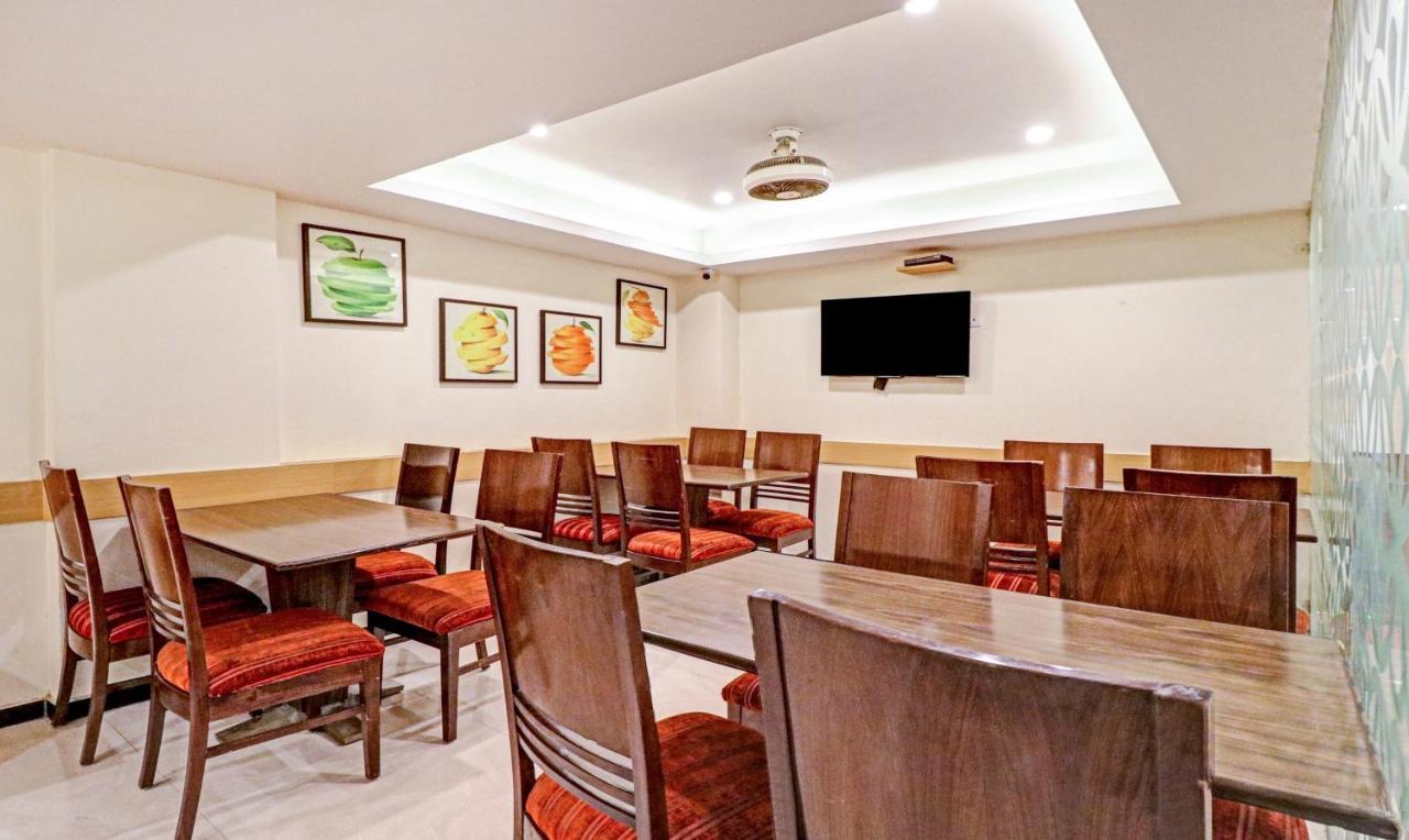 Treebo Galaxy Rooms New Delhi Exteriör bild